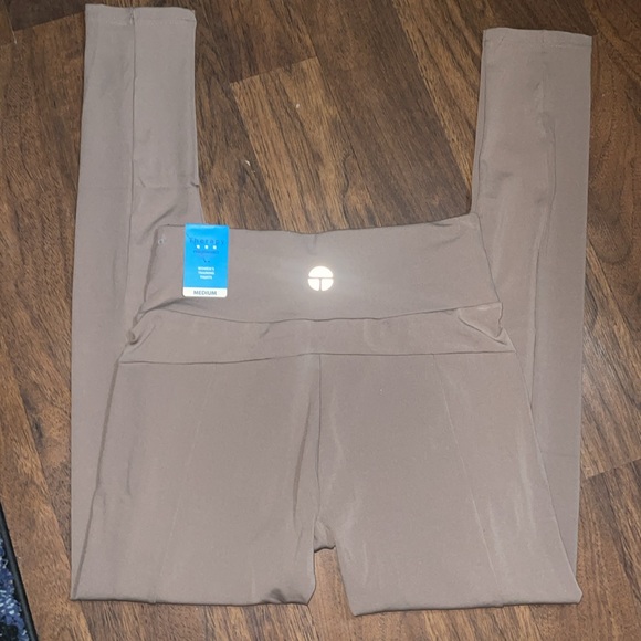 Therapy High Waisted Leggings with Slant Zipper Pockets  - medium NWT - Picture 7 of 7